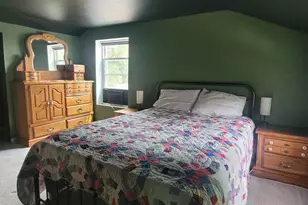 52 W Bacon St, Hillsdale, MI 49242 - Photo 21