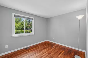 2121 Champagne Dr, Ann Arbor, MI 48108 - Photo 15