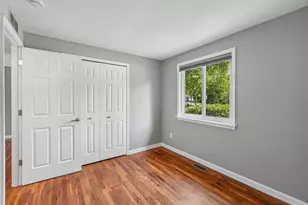 2121 Champagne Dr, Ann Arbor, MI 48108 - Photo 17