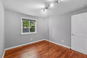 2121 Champagne Dr, Ann Arbor, MI 48108 - Photo 19