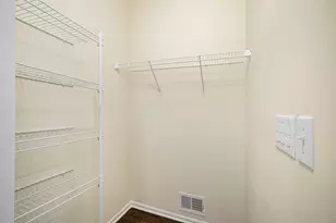 2895 Dillon Dr, Ann Arbor, MI 48105 - Photo 19