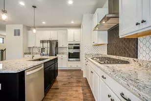 2895 Dillon Dr, Ann Arbor, MI 48105 - Photo 15