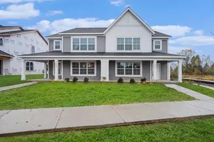 832 Winchester St, Holland, MI 49423 - Photo 1