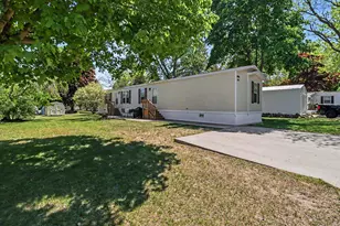 2860 Trepanier Dr, Ludington, MI 49431 - Photo 23