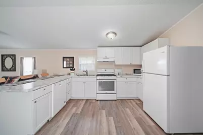 80 Sterling, Adrian, MI 49221 - Photo 5