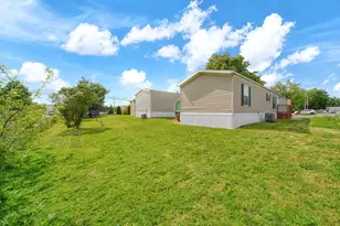 80 Sterling, Adrian, MI 49221 - Photo 21