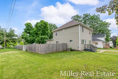 636 E Madison Street, Hastings, MI 49058 - Photo 35