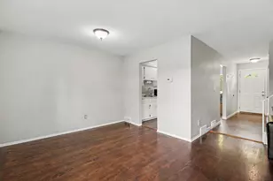 1011 N Terrace Ln, Ypsilanti, MI 48198 - Photo 7