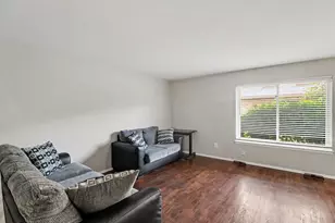 1011 N Terrace Ln, Ypsilanti, MI 48198 - Photo 5