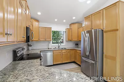 437 Amity Street, Douglas, MI 49406 - Photo 13