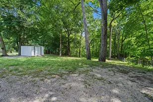 553 Ely St, Allegan, MI 49010 - Photo 15