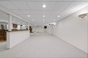 9094 Woodgrove Dr, Plymouth, MI 48170 - Photo 39