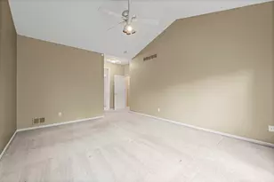 9094 Woodgrove Dr, Plymouth, MI 48170 - Photo 27