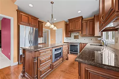 9094 Woodgrove Drive, Plymouth, MI 48170 - Photo 17