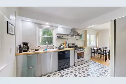 1810 E Stadium Boulevard, Ann Arbor, MI 48104 - Photo 13