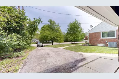 1810 E Stadium Boulevard, Ann Arbor, MI 48104 - Photo 31