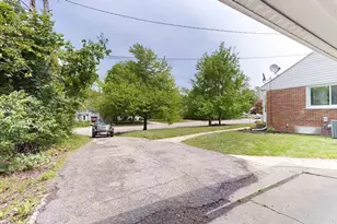 1810 E Stadium Blvd, Ann Arbor, MI 48104 - Photo 31