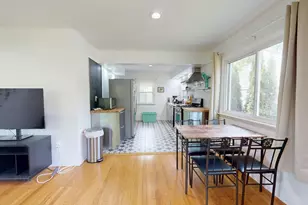 1810 E Stadium Blvd, Ann Arbor, MI 48104 - Photo 3