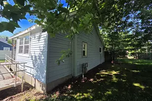 4426 12th St, Wayland, MI 49348 - Photo 3