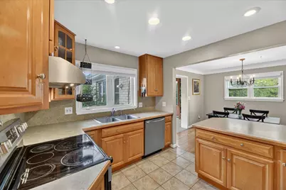 32388 Arlington Drive, Beverly Hills, MI 48025 - Photo 17