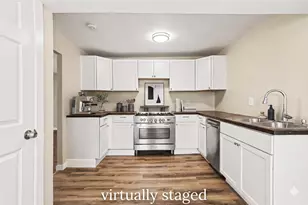 301 E North St, Greenville, MI 48838 - Photo 7
