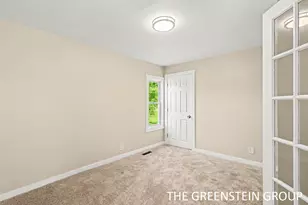 301 E North St, Greenville, MI 48838 - Photo 25