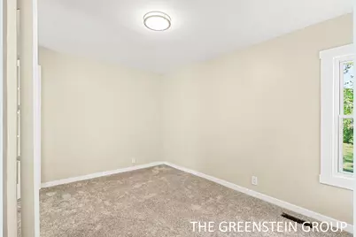 301 E North Street, Greenville, MI 48838 - Photo 27