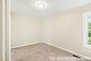 301 E North St, Greenville, MI 48838 - Photo 27