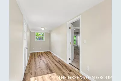 301 E North Street, Greenville, MI 48838 - Photo 23