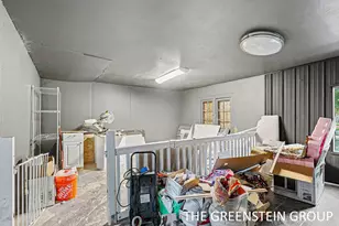 215 W Grove St, Greenville, MI 48838 - Photo 41