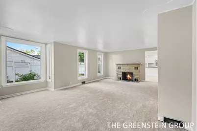215 W Grove Street, Greenville, MI 48838 - Photo 17