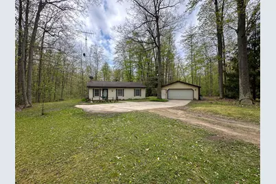 2081 Deer Lake Road, Harrison, MI 48625 - Photo 3