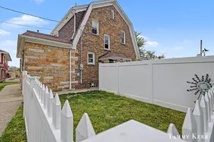 1159 S Shore Dr, Holland, MI 49423 - Photo 89