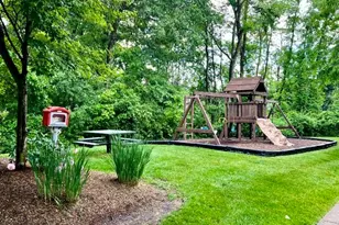 2897 Riverside Dr, Lake Orion, MI 48359 - Photo 51