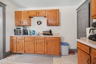 344 Monroe Ave, Muskegon, MI 49441 - Photo 19