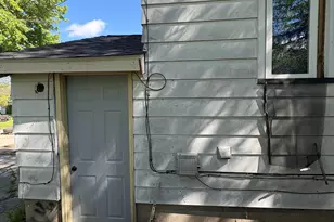 2121 Sheridan Ave, Saginaw, MI 48601 - Photo 3