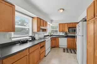1196 Shirley Dr, Ypsilanti, MI 48198 - Photo 7