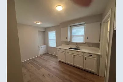 19601 Hamburg Street, Detroit, MI 48205 - Photo 5