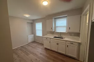 19601 Hamburg St, Detroit, MI 48205 - Photo 5