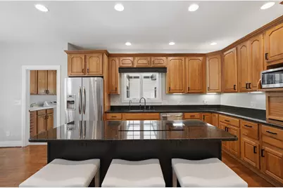 9835 Oak Pointe Lane, Northville, MI 48167 - Photo 15