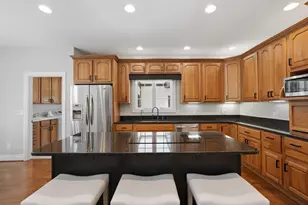 9835 Oak Pointe Ln, Northville, MI 48167 - Photo 15