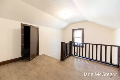 2023 Henry Street, Muskegon, MI 49441 - Photo 21