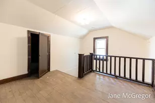 2023 Henry St, Muskegon, MI 49441 - Photo 21