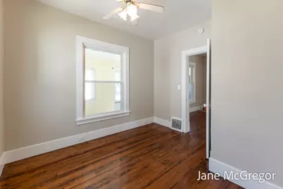 2023 Henry Street, Muskegon, MI 49441 - Photo 19