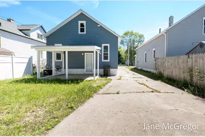 2023 Henry Street, Muskegon, MI 49441 - Photo 3