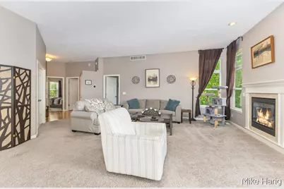 8105 Oldfield Court SE, Byron Center, MI 49315 - Photo 5