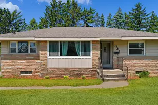 631 Oakcrest St SW, Wyoming, MI 49509 - Photo 3
