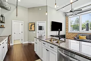 2214 S State St, Saint Joseph, MI 49085 - Photo 9