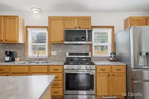3644 Havana Ave SW, Wyoming, MI 49509 - Photo 9