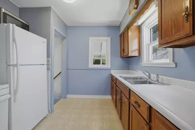 1638 Berkley Avenue SW, Wyoming, MI 49509 - Photo 9